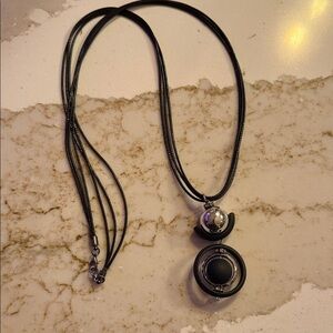 Elegant Black and Silver Pendant Necklace